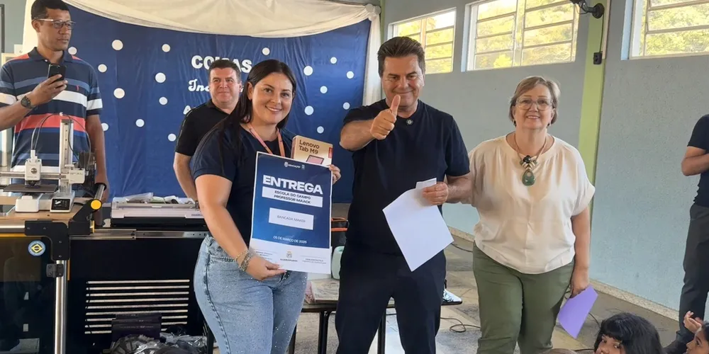 Prefeito Denilson Baitala realizou a entrega dos equipamentos