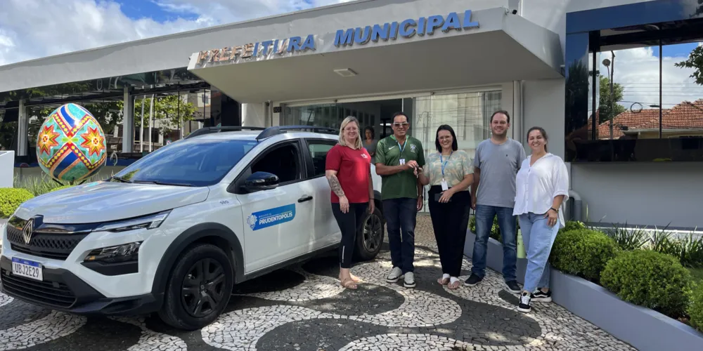 A entrega foi realizada nesta sexta-feira (13)