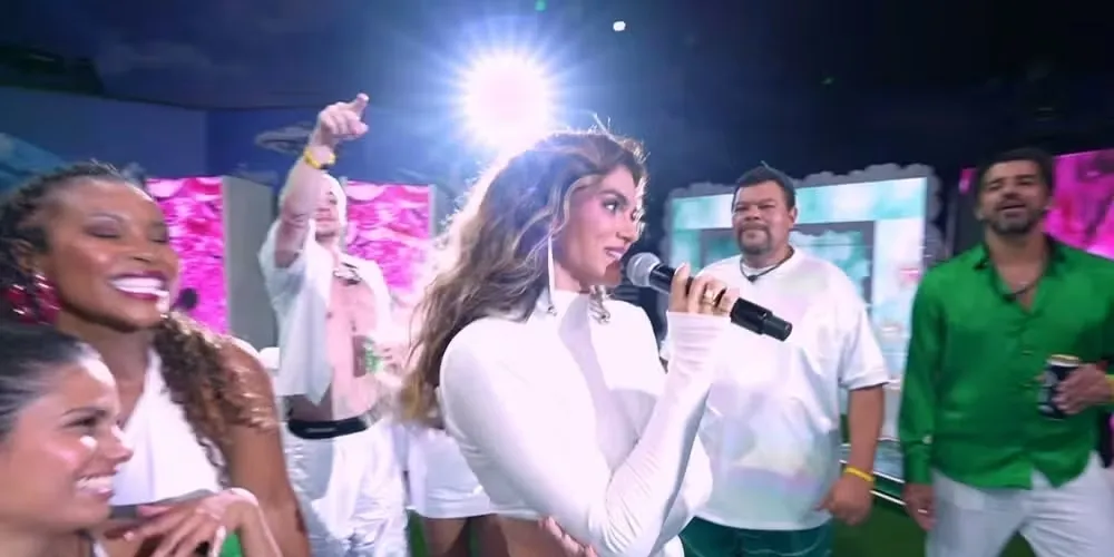 Kelly Key foi uma das atrações da festa do BBB26 deste sábado (24)