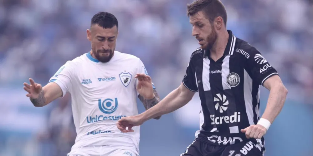 Equipes se enfrentaram no Estádio do Café, neste sábado (7)