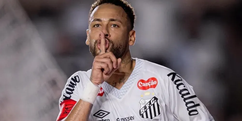 Neymar provoca torcida do Vasco após gol
