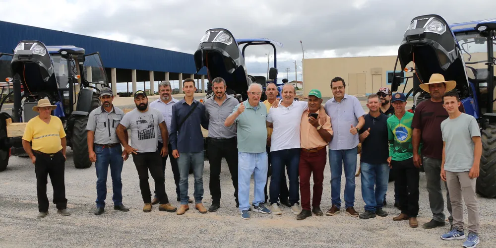 Presidentes das associações da agricultura familiar estiveram reunidos com representantes da Prefeitura Municipal
