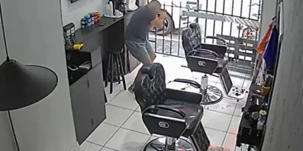 A ocorrência segue em atendimento pelas autoridades competentes