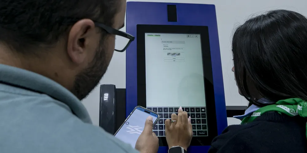 Unidades do Poupatempo Paraná atendem o dia todo na quarta-feira de cinzas