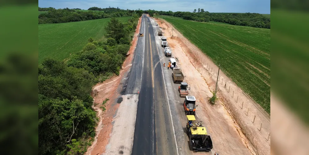 A obra tem 32,7 quilômetros de extensão