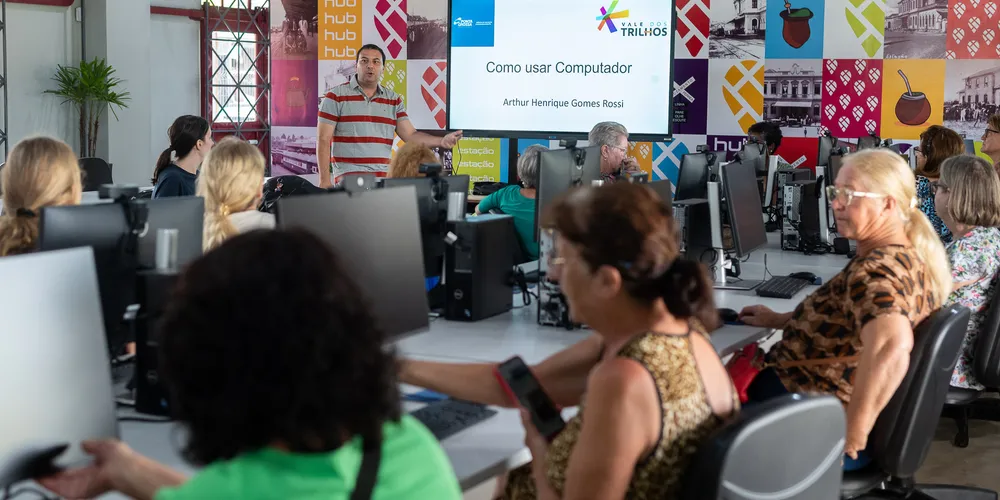 A Semana da Transformação Digital busca promover o acesso à tecnologia e formação cidadã no mundo digital