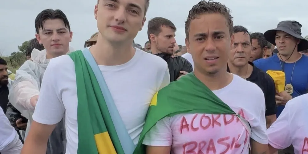 O vereador de Ponta Grossa, Ricardo Zampieri (PL) e o deputado federal Nikolas Ferreira (PL),