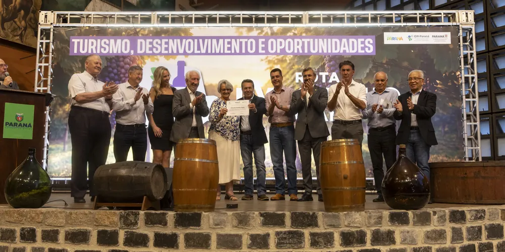 O roteiro reúne propriedades, vinhedos e vinícolas em um mapa digital com sinalização temática e informações históricas e regionais voltadas ao visitante