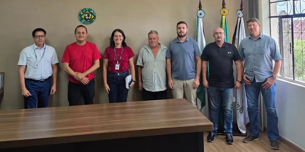 Representantes da Prefeitura e da Sanepar estiveram reunidos nesta terça-feira (03)