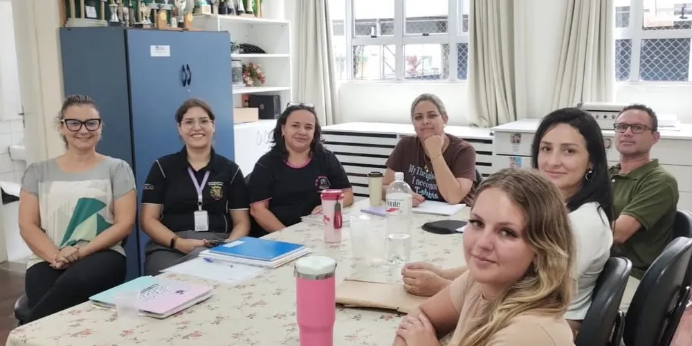 As equipes pedagógicas atuam com respeito, responsabilidade, diálogo e cuidado na construção de estratégias personalizadas para cada aluno