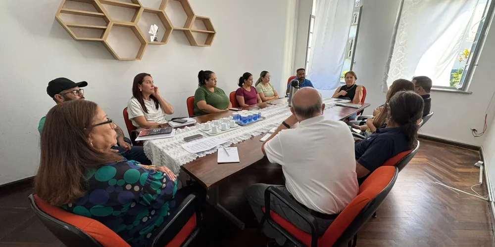 O encontro aconteceu na manhã desta segunda-feira (02)