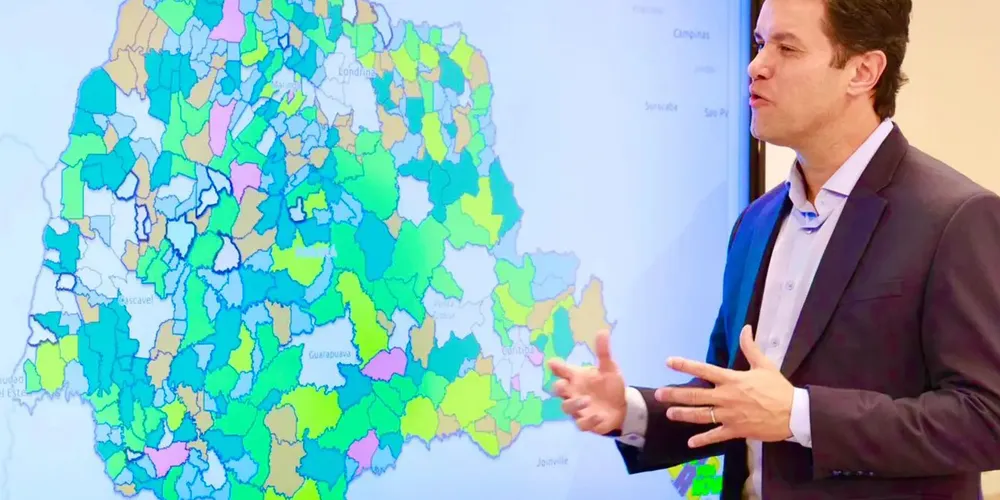 A programação inclui painéis com representantes do Governo do Paraná, que abordaram estratégias para fortalecer a presença internacional do Estado e ampliar as oportunidades de negócios