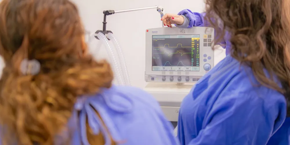 A execução do concurso está sob a responsabilidade da Fundação de Apoio à Faculdade Estadual de Educação, Ciências e Letras de Paranavaí (Fafipa)