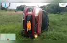 Motorista fica ferido após capotamento de carro na PR-151, em Carambeí