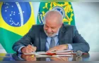 Lula assina MP com reajuste de 5,40% no piso salarial de professores