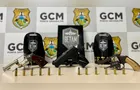 Homem foge ao ver viatura da PM e é preso por porte irregular de arma em PG