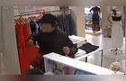 Câmera flagra suspeito trocando de roupa em loja para escapar da Polícia em Campo Largo