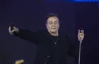Fábio Jr. celebra o romantismo com show para 144 mil pessoas em Matinhos