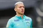 Richarlison ajuda em vaquinha e doa R$ 200 mil para jovem que perdeu as pernas
