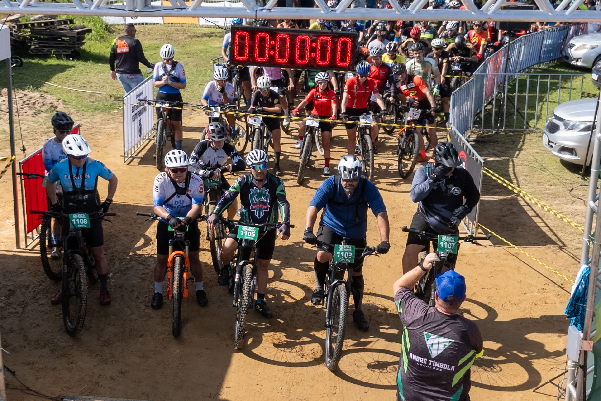 Copa Ninja de Mountain Bike reúne 400 atletas em evento do Verão Maior em Paranaguá