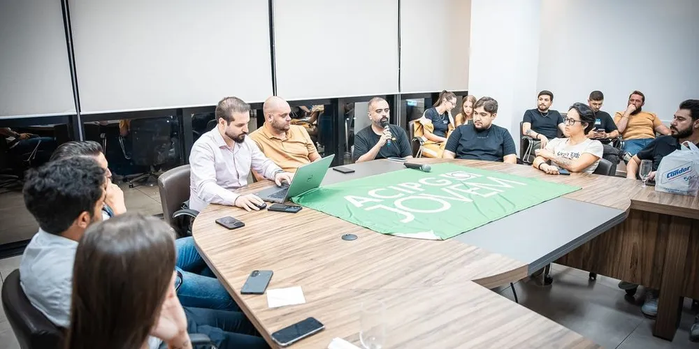 A ACIPG Jovem conquistou na última gestão o reconhecimento como o maior conselho de jovens empresários do estado do Paraná e completa 41 anos de atuação em 2026