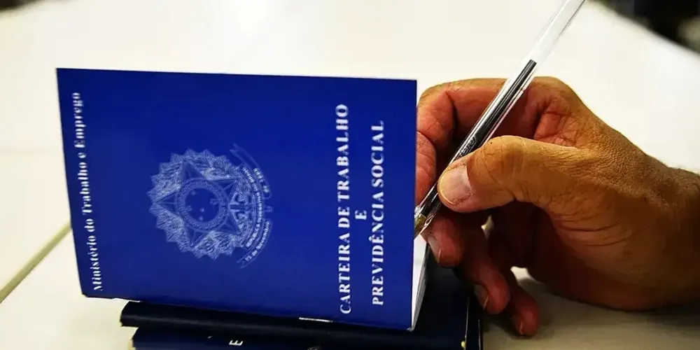 Número de trabalhadores que contribuem com a previdência supera os 60%