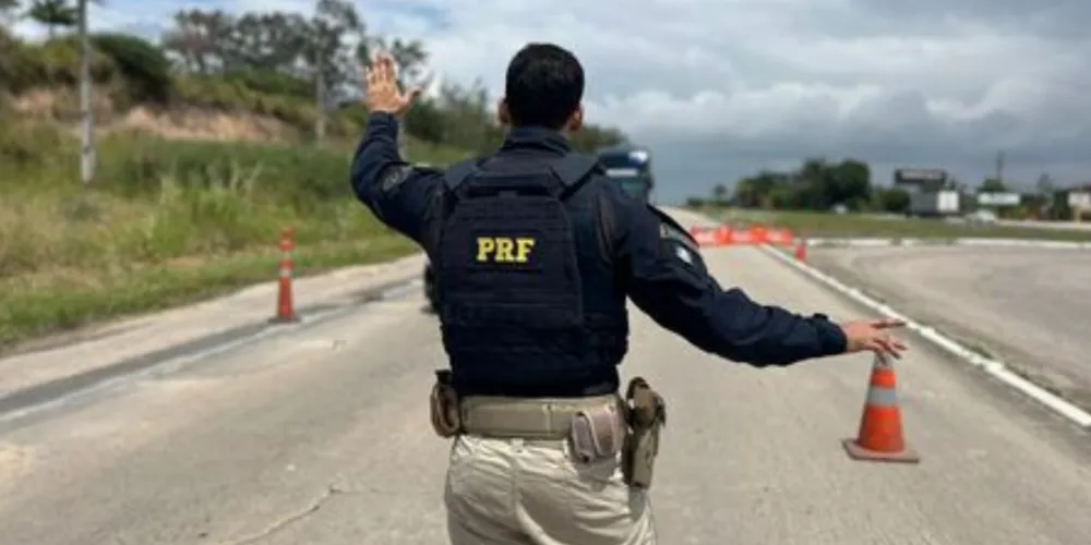 Ocorrência foi atendida pela Polícia Rodoviária Federal (PRF)