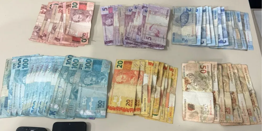 Os itens apreendidos foram encaminhados para a Delegacia de Polícia Civil