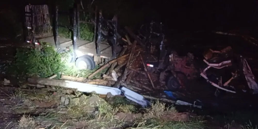 O veículo Ford Cargo 1622 seguia no sentido Pinhão–Guarapuava