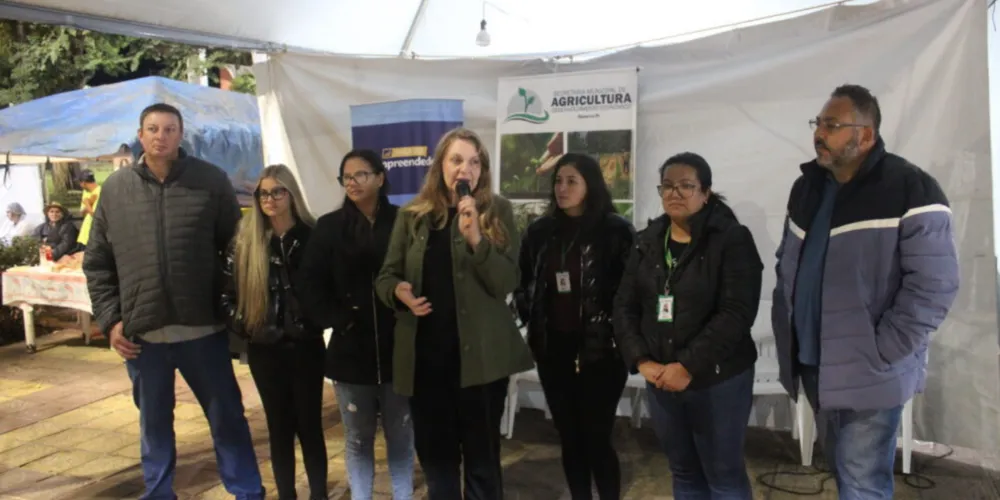 Feira foi promovida pela Prefeitura por meio da Secretaria de Agricultura e Desenvolvimento Econômico