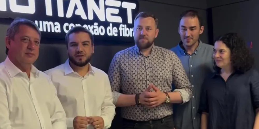 Participaram do encontro o prefeito Gerson Nunes e o vice-prefeito Motta Ribeiro