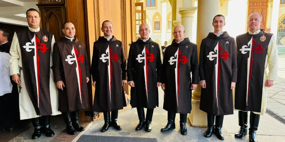 Neo diáconos Luís Felipe Toniolo e Adriel Brandelero