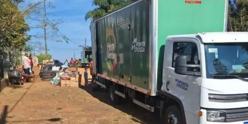 Equipes do Feira Verde estarão trocando recicláveis por frutas, verduras e legumes
