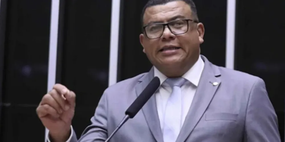 Deputado Luciano Alves (PSD-PR)