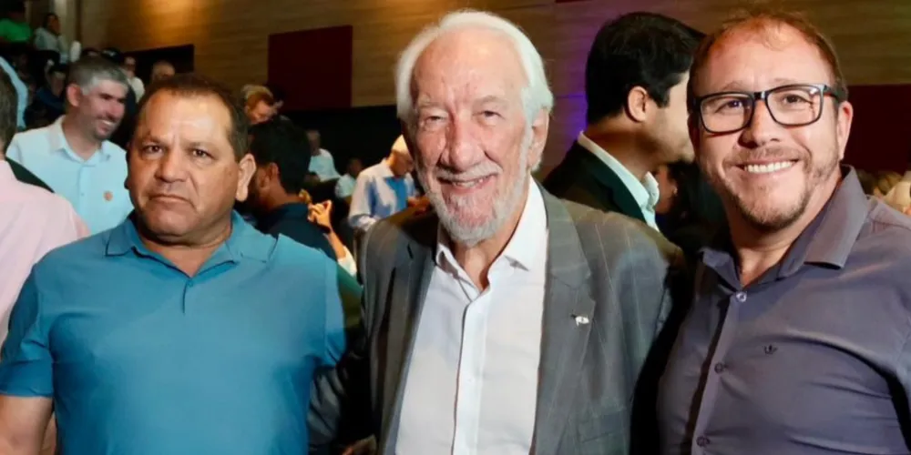 O anúncio foi realizado pelo prefeito Laercio Cipriano, ao lado do governador em exercício, Darci Piana