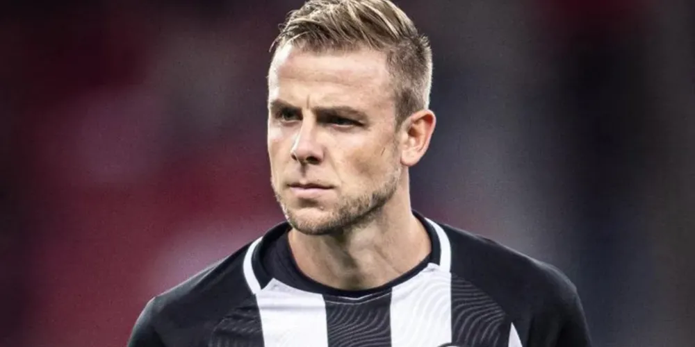 William Klaus atuou com a camisa do Botafogo em 2022