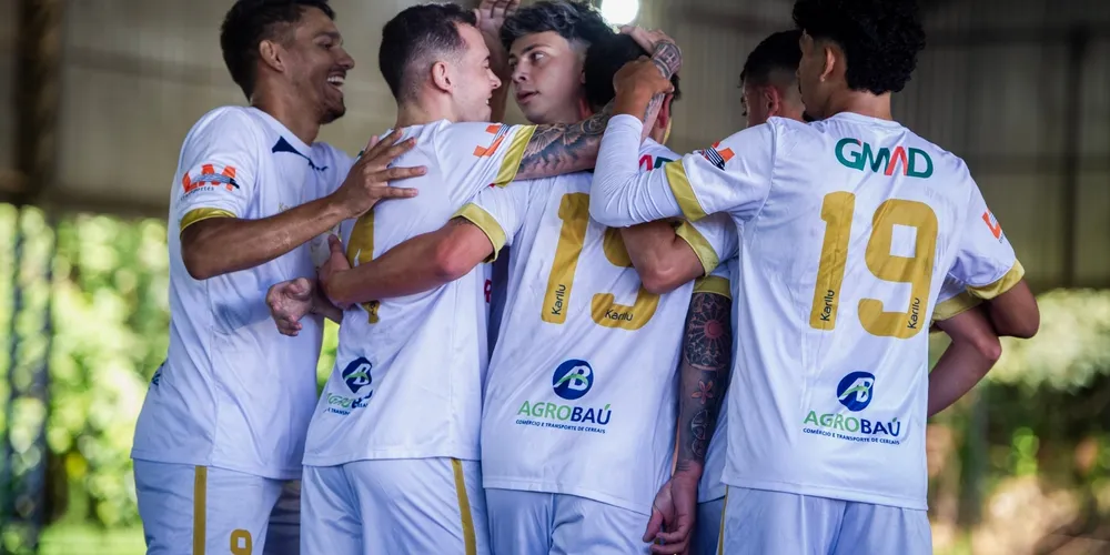 Equipe do RodoFut7 comemora gol