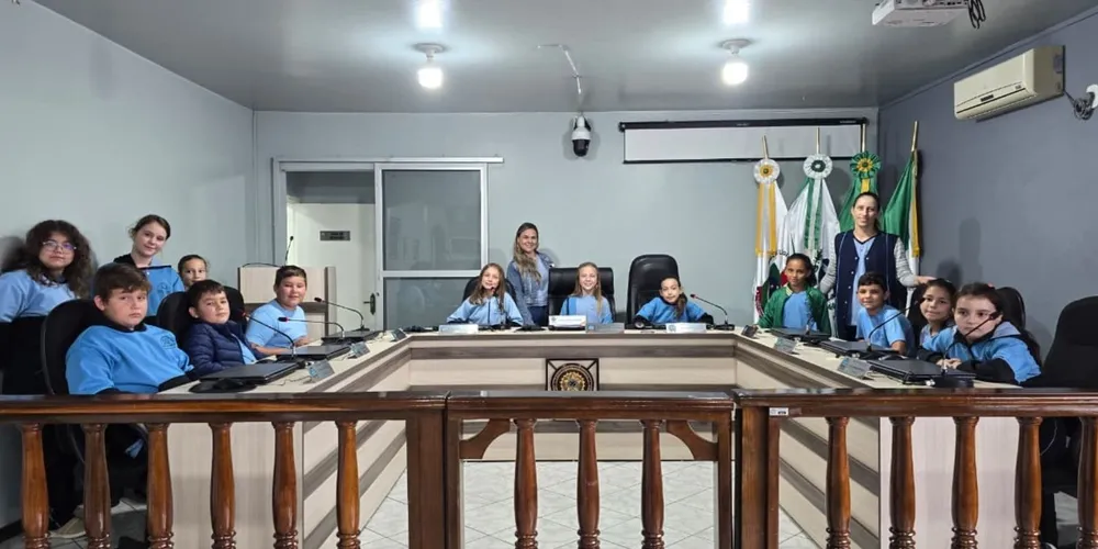 As atividades possibilitaram aos alunos compreender seu papel como cidadão e desenvolver habilidades de diálogo e escuta