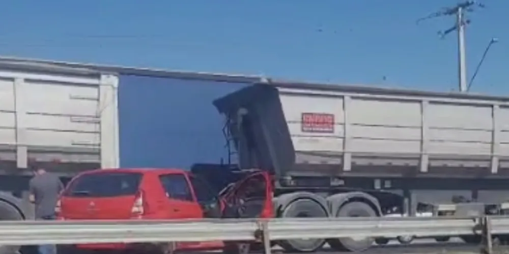 Colisão registrada na 'Presidente Kennedy'