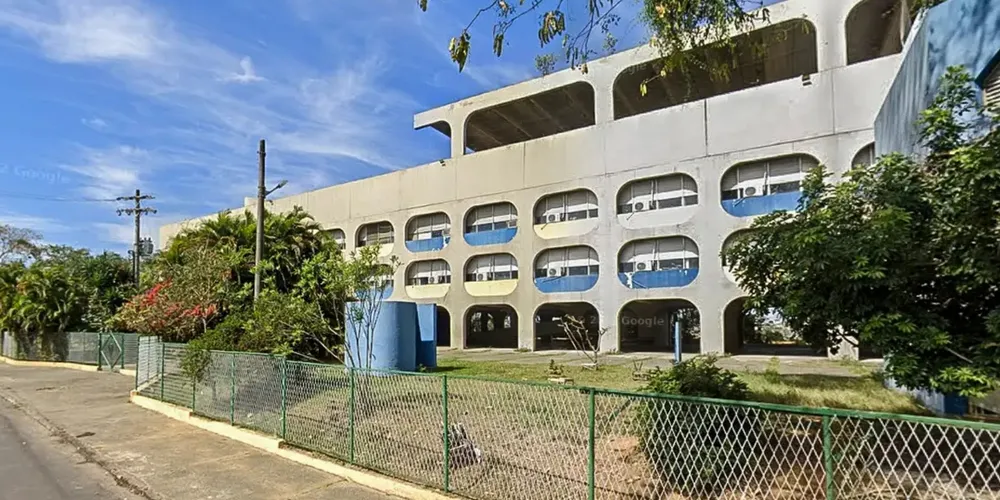 CIEP Lasar Segall, no bairro Areia Branca