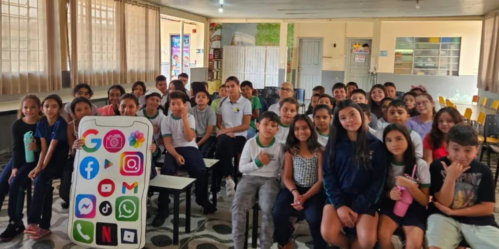 Estudantes participaram ativamente do encontro com os profissionais