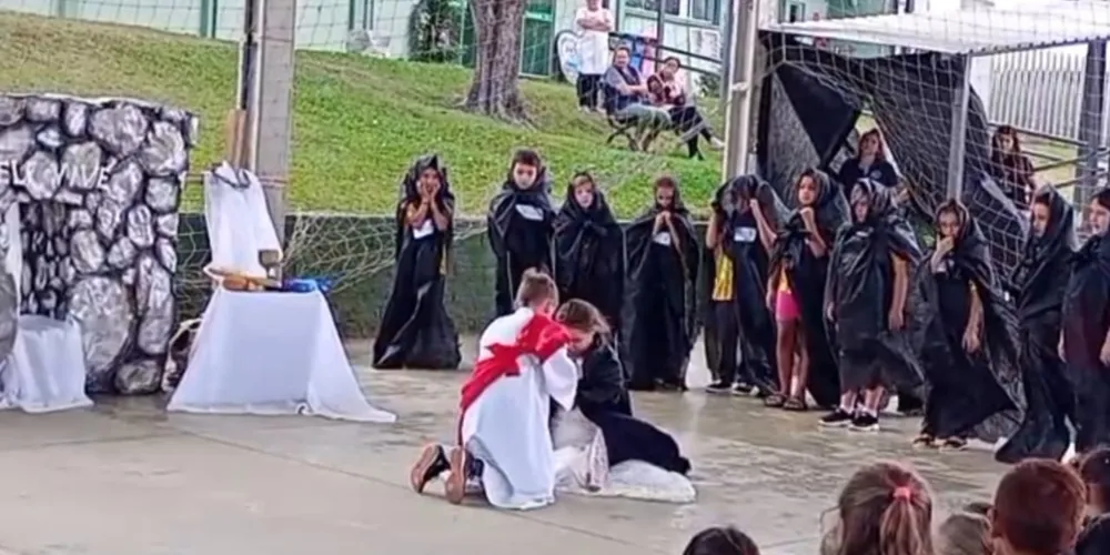 Série de ações redundou em emocionante apresentação pascal