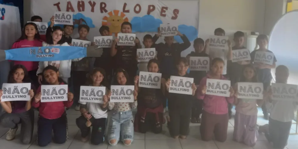 Estudantes foram protagonistas de ampla ação dentro do próprio espaço escolar
