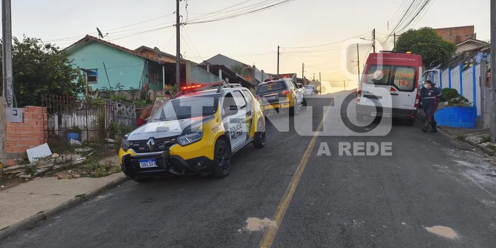 A equipe do Samu foi acionada e prestou atendimento no local, com apoio da Polícia Militar