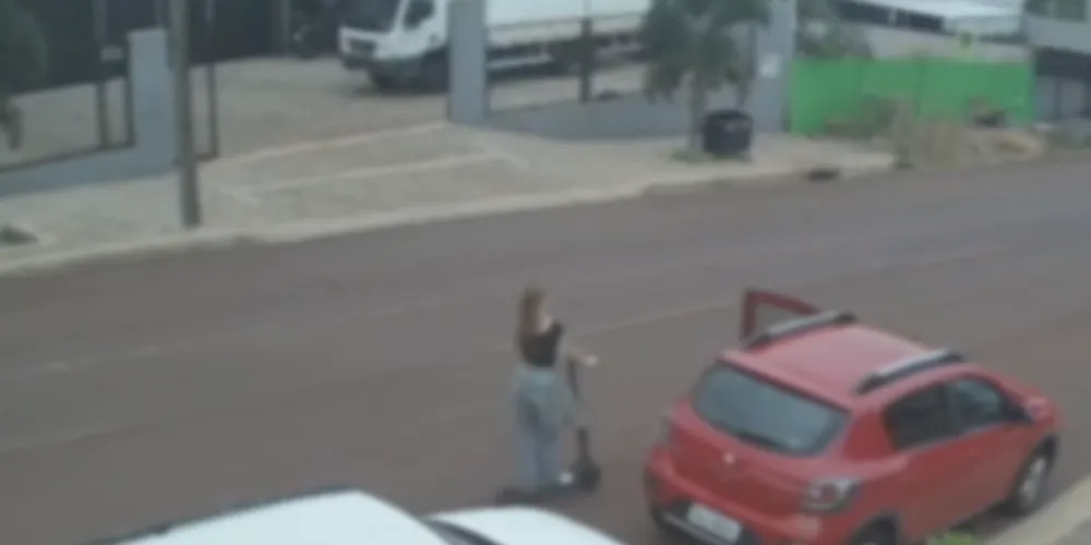 Câmeras de segurança registraram toda a ação