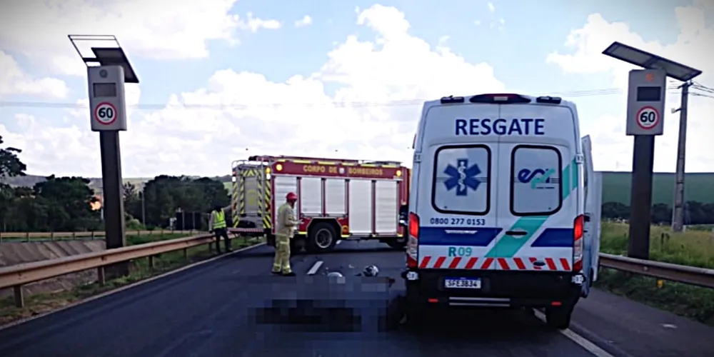Rodovia foi bloqueada para os atendimentos necessários