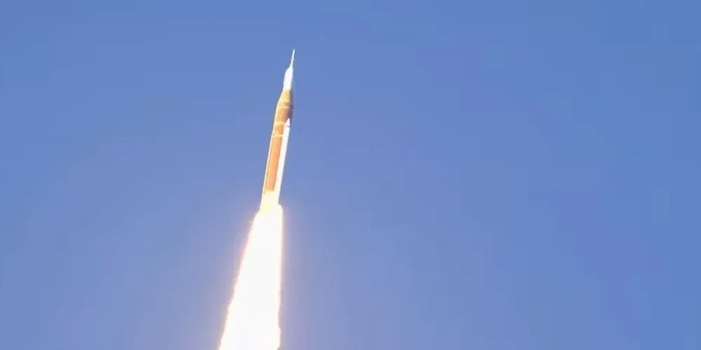 A missão não prevê pouso na superfície lunar