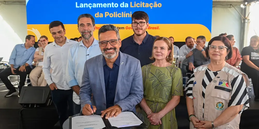 Termo de licitação foi assinado pelo prefeito em exercício Pastor Moisés Faria