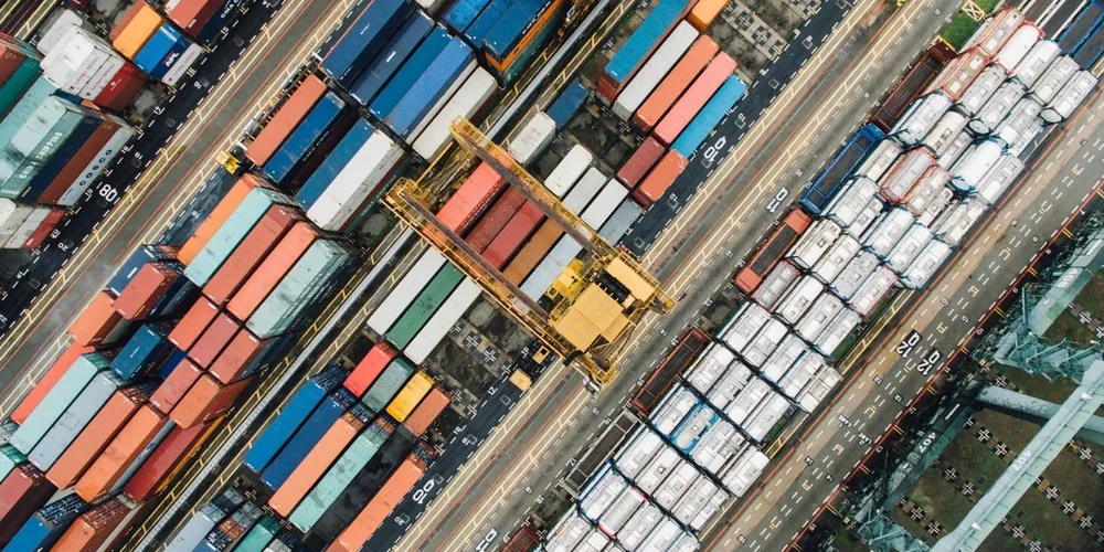 Porto fluvial é ponto estratégico para o escoamento de produtos de exportadores de diversos portes