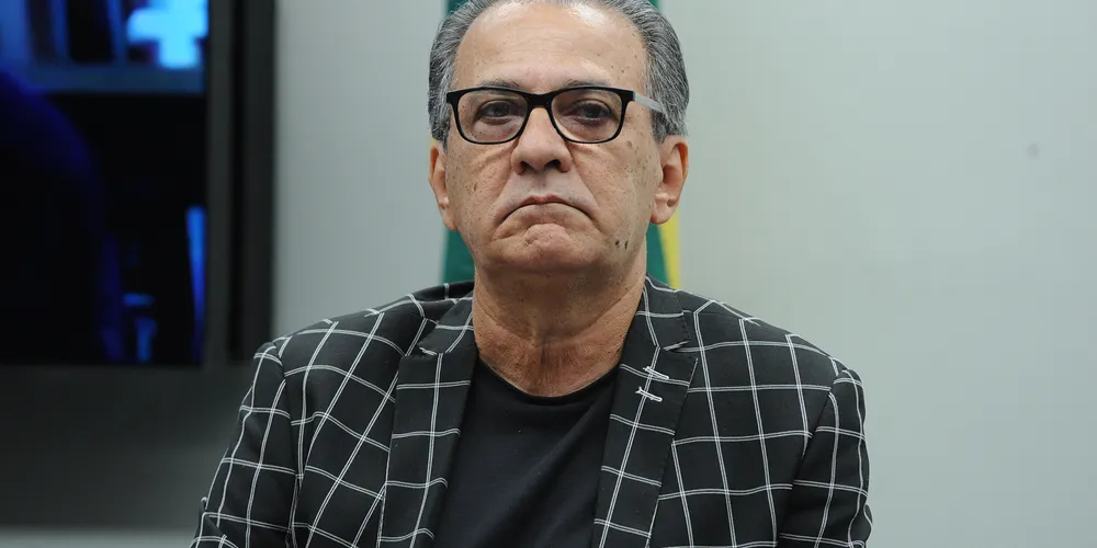O pastor afirmou que o Estado busca colocar as pessoas "numa linha abaixo economicamente" para que se tornem dependentes de programas